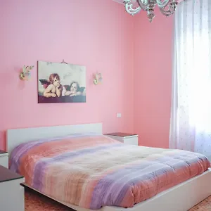  Apartment Frattina De Luxe